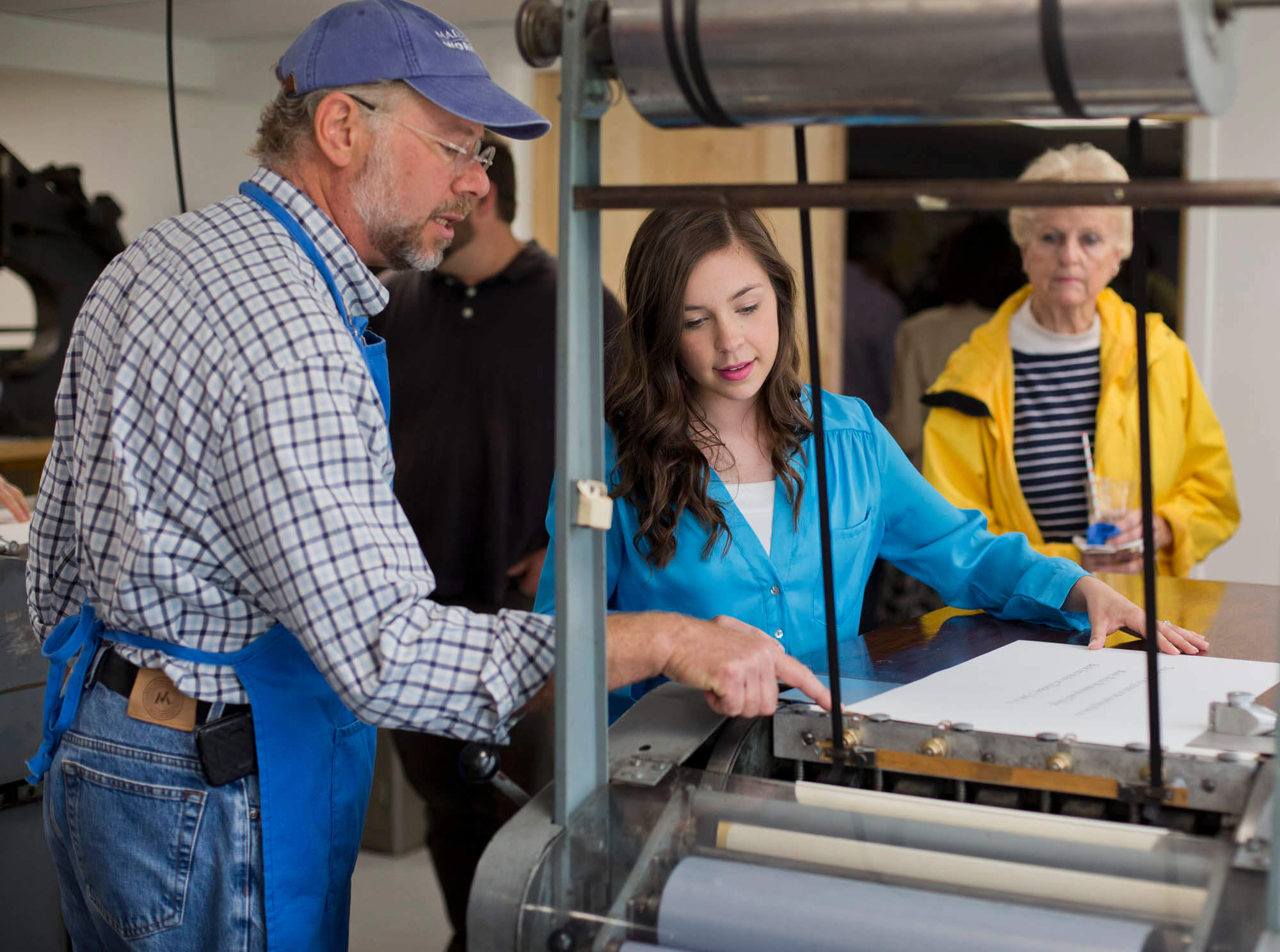 Charles Altschul does a printing making demonstration using photopolymer plates on the Vandercook printing press.